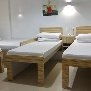 Travel House , Hong Kong Chine